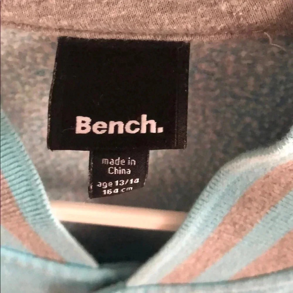 ⭐️🔥2 for $20 BENCH Varsity sweater🌟 - Picture 3 of 4